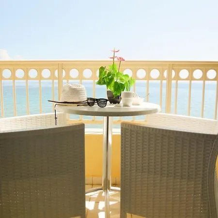 Rossis 3* Μεσογγή