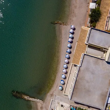 Ξενοδοχείο Rossis